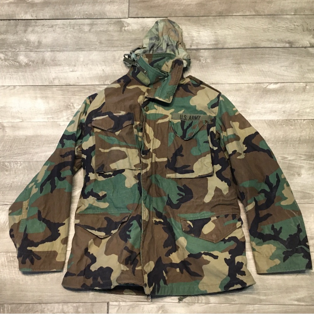 Vintage US Army Cold Weather Woodland Camouflage Camo Jacket Golden Mfg Medium